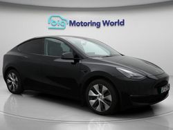 Black Used 2022 Tesla Model Y Long Range AWD SUV | £25,100 (Fair price)