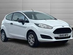 White Used 2016 Ford Fiesta Studio Hatchback | £5,750 (Good price)