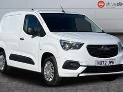Solid jade white Used 2022 Vauxhall Combo Sportive MPV | £8,350 (Good price)
