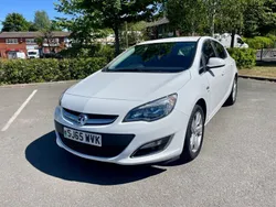 White Used 2015 Vauxhall Astra SRi Hatchback | £1,890 (Super price)
