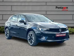 Cobalt blue Used 2024 Vauxhall Astra Design Edition Hatchback | £17,990