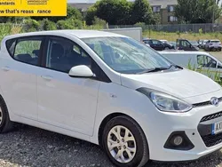 White Used 2016 Hyundai i10 SE Hatchback | £6,980 (Fair price)