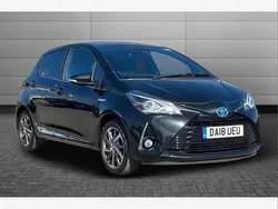 Black Used 2018 Toyota Yaris Hybrid Hatchback | £14,250 (Fair price)