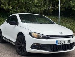 White Used 2009 VW Scirocco GT Coupe | £2,450 (Fair price)