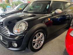 Black Used 2012 Mini Cooper Clubman Estate | £5,499 (A bit pricey)