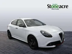 White Used 2017 Alfa Romeo Giulietta Edizione Speciale Hatchback | £8,995 (Fair price)