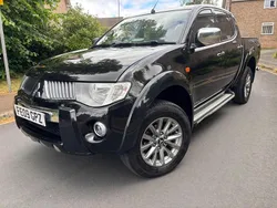 Black Used 2009 Mitsubishi L200 Warrior Pickup | £9,995 (Expensive)