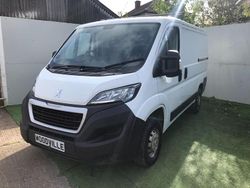 White Used 2019 Peugeot Boxer Van | £8,995 (Fair price)