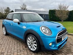 Blue Used 2015 Mini Cooper S Hatch Hatchback | £6,799 (Good price)