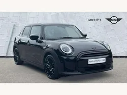 Black Used 2022 Mini Cooper Exclusive Hatchback | £20,095 (Fair price)