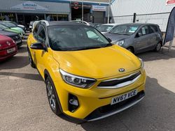 Yellow Used 2017 Kia Stonic First Edition SUV | £9,999 (Fair price)