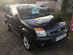 Black Used 2011 Ford Fusion Zetec Hatchback | £3,695 (A bit pricey)