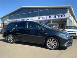 Grey Used 2015 Toyota Auris Estate | £9,999 (Fair price)