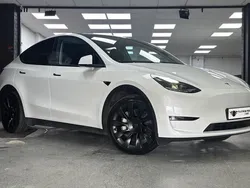 White Used 2022 Tesla Model Y Long Range SUV | £23,990 (Fair price)