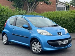 Blue Used 2006 Peugeot 107 Hatchback | £1,995 (Good price)