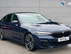 Tanzanite blue ii metallic Used 2022 BMW 530e M Sport Sedan | £27,390 (Fair price)