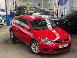 Red Used 2013 VW Golf VII SE Hatchback | £8,495 (Fair price)