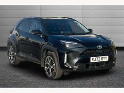 Black Used 2022 Toyota Yaris Cross SUV | £22,750 (Fair price)