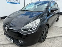 Black Used 2013 Renault Clio IV Dynamique Hatchback | £4,495 (A bit pricey)