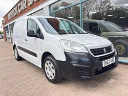 White Used 2017 Peugeot Partner S MPV | £4,495 (Fair price)