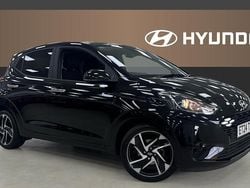 Black Used 2024 Hyundai i10 Premium Hatchback | £15,874 (Fair price)