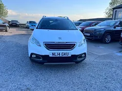 White Used 2014 Peugeot 2008 Allure SUV | £6,490 (Fair price)