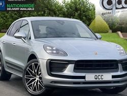Used 2025 Porsche Macan SUV | £45,950