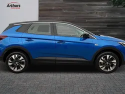 Blue Used 2018 Vauxhall Grandland X Sport SUV | £10,890 (Expensive)