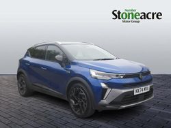 Blue/black Used 2024 Renault Captur Esprit Alpine SUV | £22,500 (Expensive)