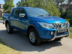 Blue Used 2016 Mitsubishi L200 Pickup | £16,495 (Fair price)