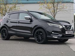 Black Used 2019 Nissan Qashqai Tekna SUV | £13,945 (Good price)