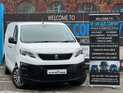 White Used 2017 Peugeot Expert S Van | £6,544 (Fair price)