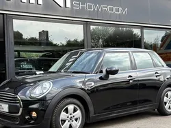 Black Used 2015 Mini ONE Hatch Hatchback | £11,995 (Fair price)