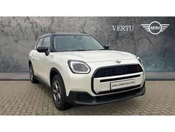 White New 2025 Mini Countryman Classic SUV | £31,285 (Super price)