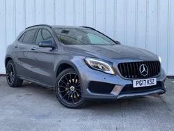 Mercedes GLA220