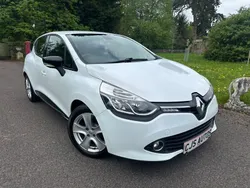 White Used 2014 Renault Clio IV Dynamique Hatchback | £4,493 (A bit pricey)