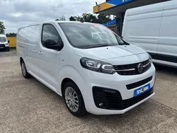 White Used 2023 Vauxhall Vivaro drive Van | £14,650 (Fair price)