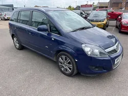 Blue Used 2013 Vauxhall Zafira Design Edition MPV | £2,495 (Good price)