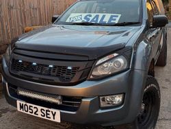Grey Used 2014 Isuzu D-Max Pickup | £8,995 (Super price)