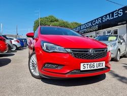 Red Used 2017 Vauxhall Astra Elite Hatchback | £9,995 (Fair price)