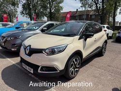 Cream Used 2016 Renault Captur Dynamique SUV | £6,495 (Fair price)