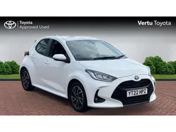 White Used 2022 Toyota Yaris Hybrid Design Hatchback | £15,593 (Fair price)