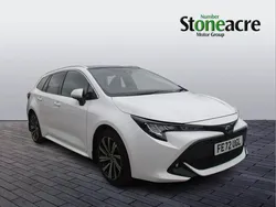 White Used 2022 Toyota Corolla Design Estate | £19,995 (Fair price)