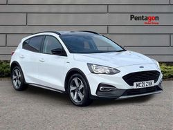 White Used 2021 Ford Focus Active Hatchback | £11,395 (Good price)