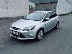 Silver Used 2014 Ford Focus Zetec Hatchback | £2,350 (Good price)