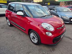 White/red Used 2014 Fiat 500L Lounge MPV | £3,500 (Fair price)