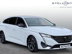White Used 2024 Peugeot 308 Allure Estate | £19,638 (Fair price)