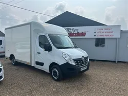 White Used 2015 Renault Master Business Van | £10,794 (Expensive)