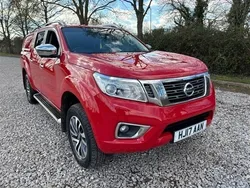 Red Used 2017 Nissan Navara S Pickup | £13,995 (Fair price)