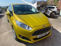 Yellow Used 2013 Ford Fiesta Zetec Hatchback | £4,211 (Fair price)